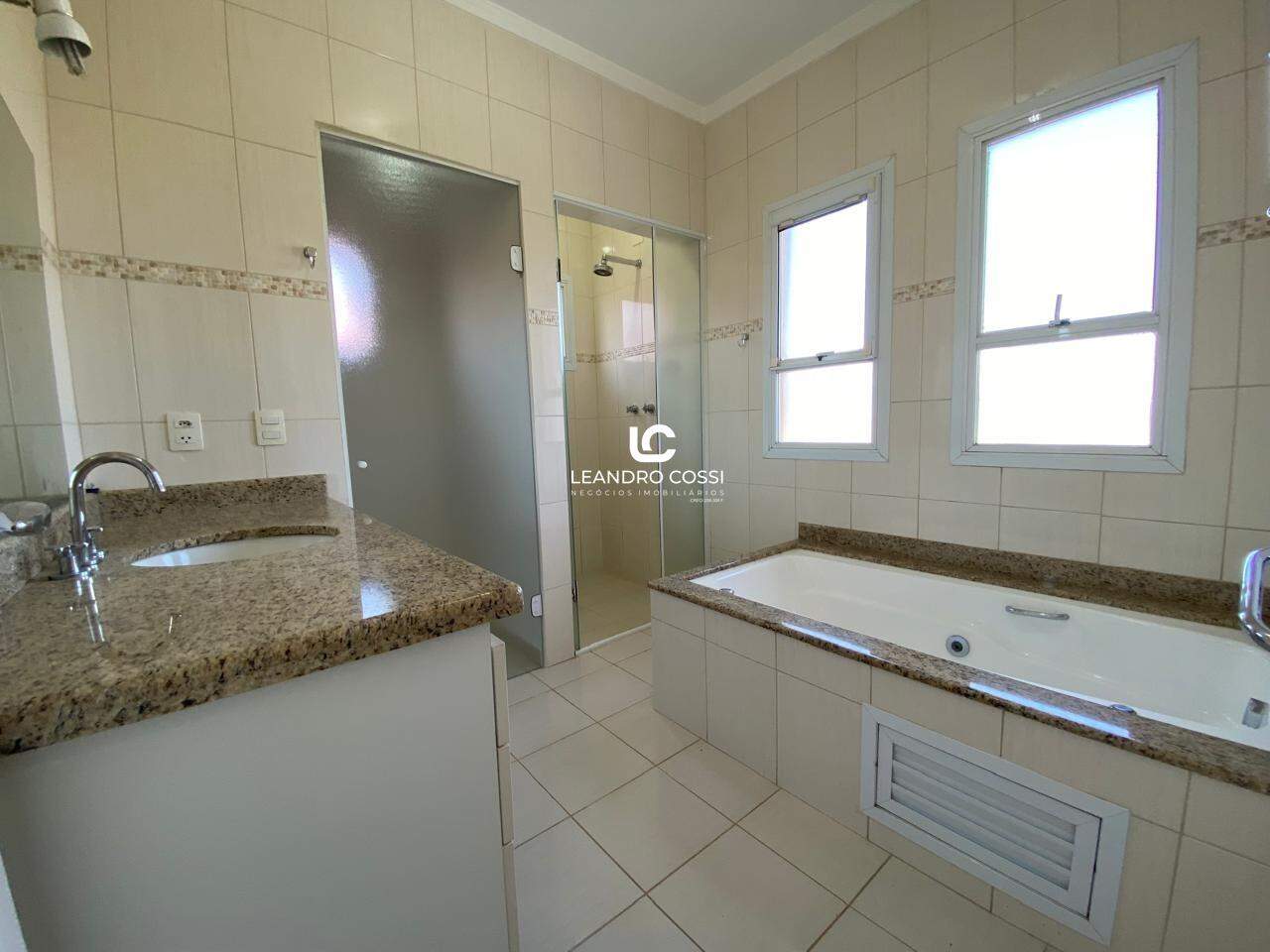 Casa de condomínio à venda no Condomínio Campos de Santo Antônio: 