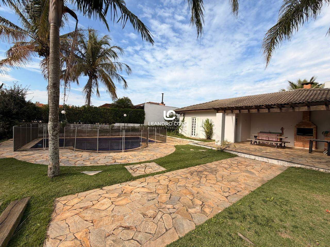 Casa de condomínio à venda no Condomínio Campos de Santo Antônio: