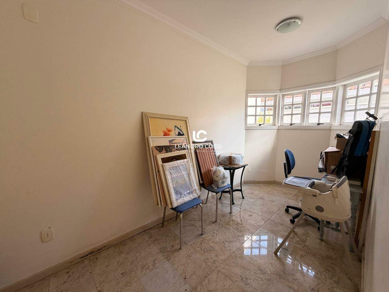 Casa de condomínio à venda no Condomínio Campos de Santo Antônio: