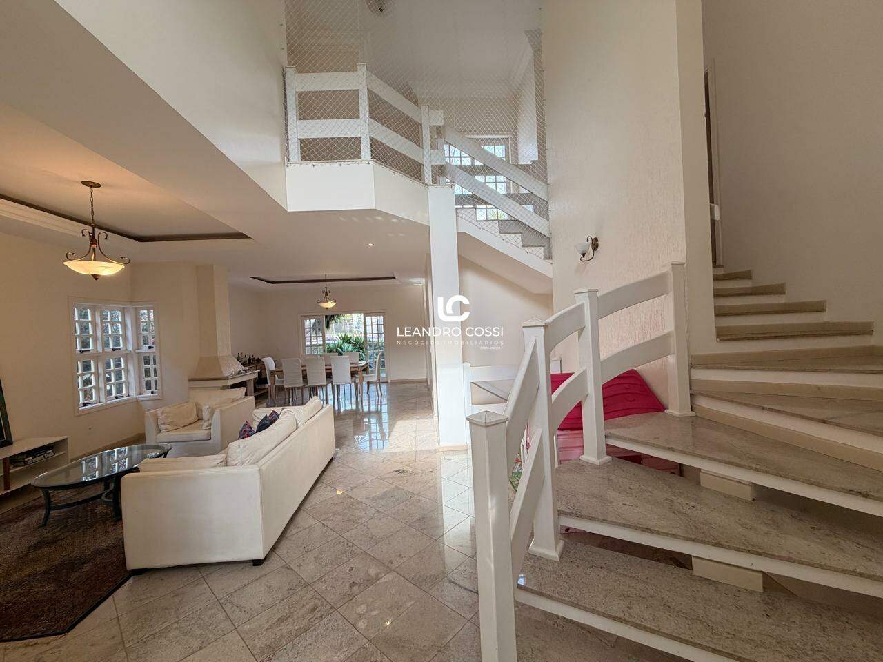 Casa de condomínio à venda no Condomínio Campos de Santo Antônio: