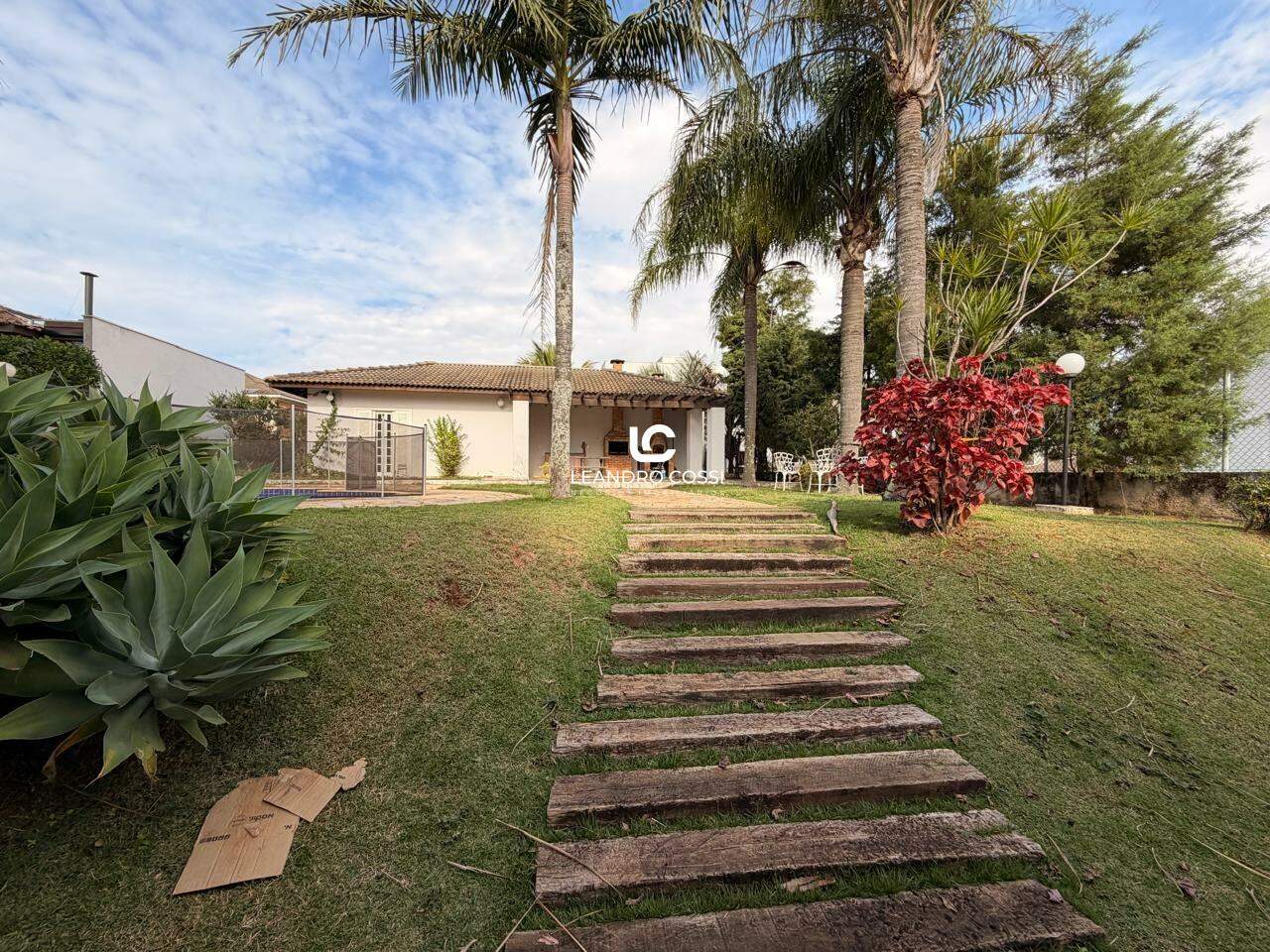 Casa de condomínio à venda no Condomínio Campos de Santo Antônio: