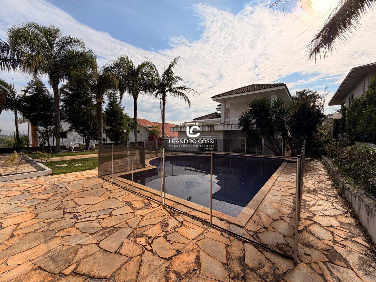 Casa de condomínio à venda no Condomínio Campos de Santo Antônio: