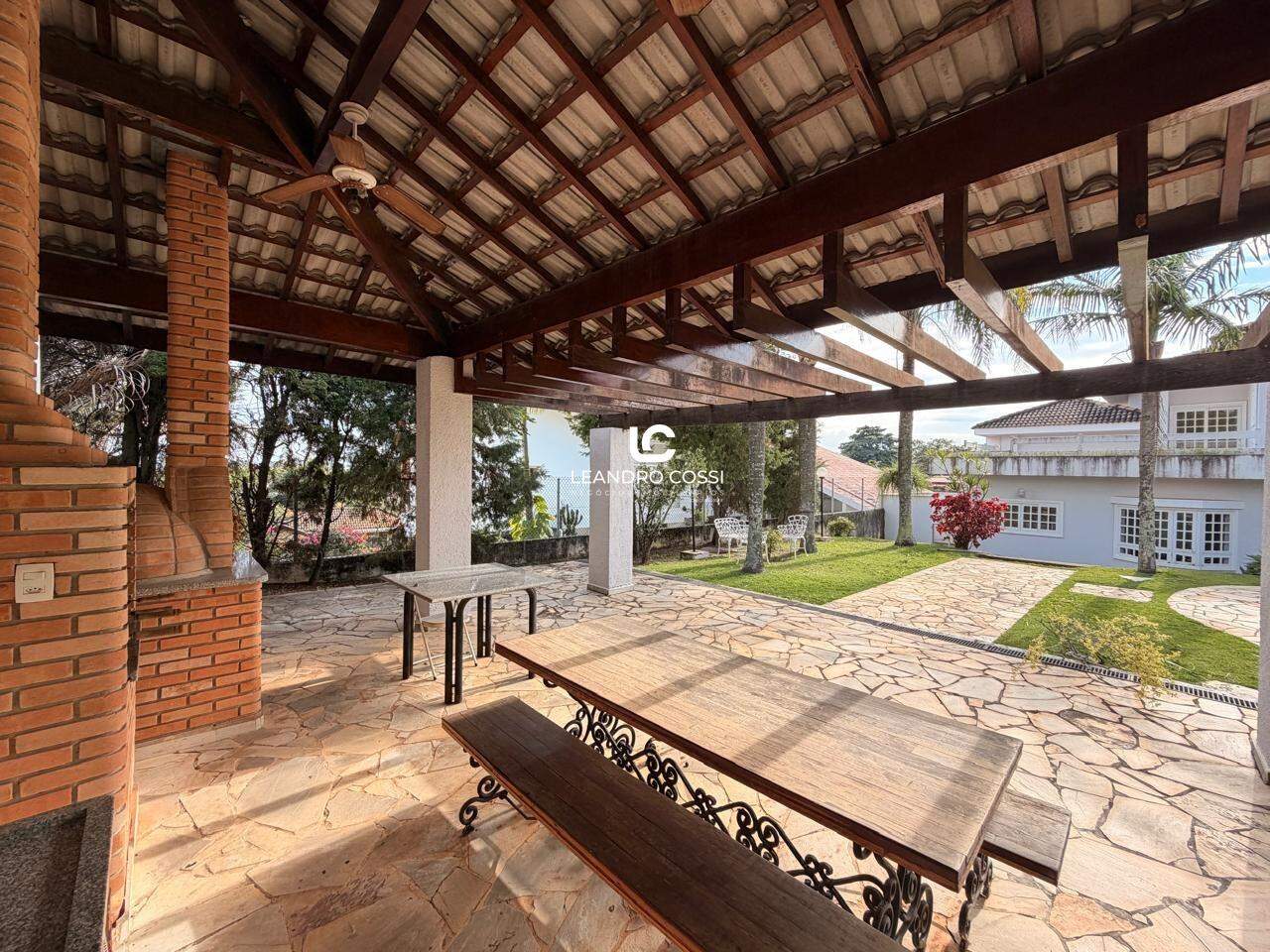 Casa de condomínio à venda no Condomínio Campos de Santo Antônio:
