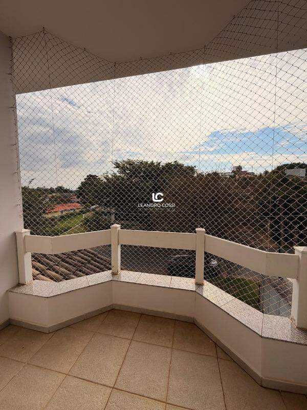 Casa de condomínio à venda no Condomínio Campos de Santo Antônio: