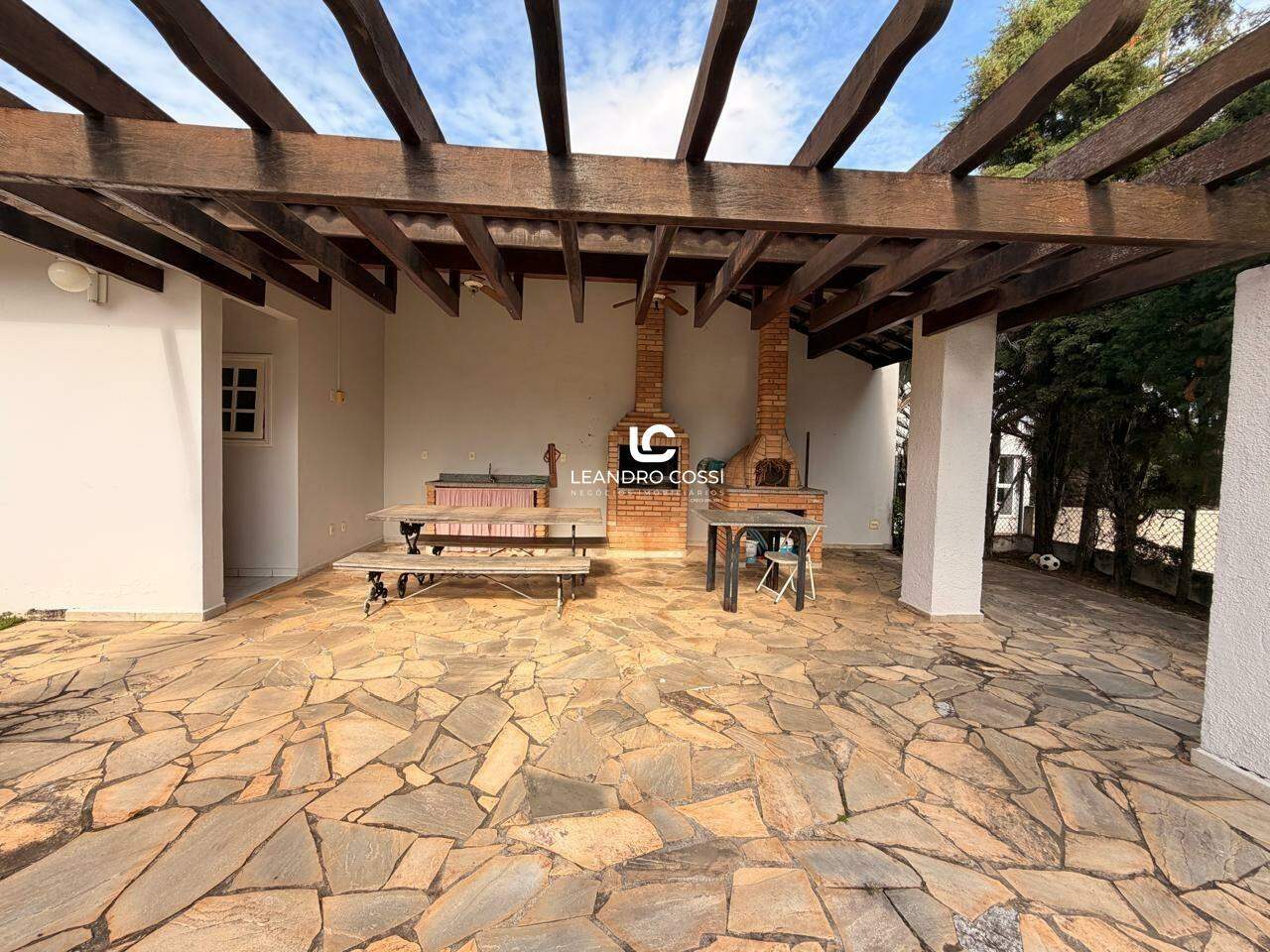 Casa de condomínio à venda no Condomínio Campos de Santo Antônio: