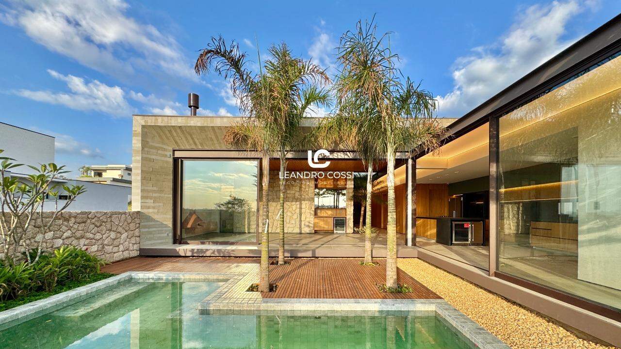 Casa de condomínio à venda no Condomínio Villas do Golfe: