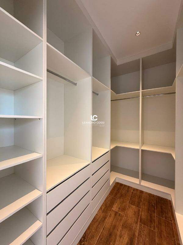 Casa de condomínio à venda no Condomínio Residencial Una: 