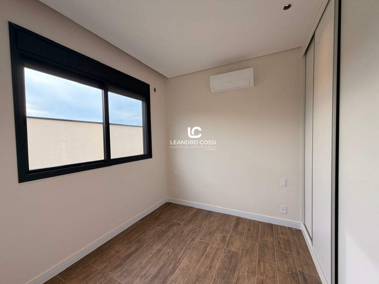 Casa de condomínio à venda no Condomínio Residencial Una: 