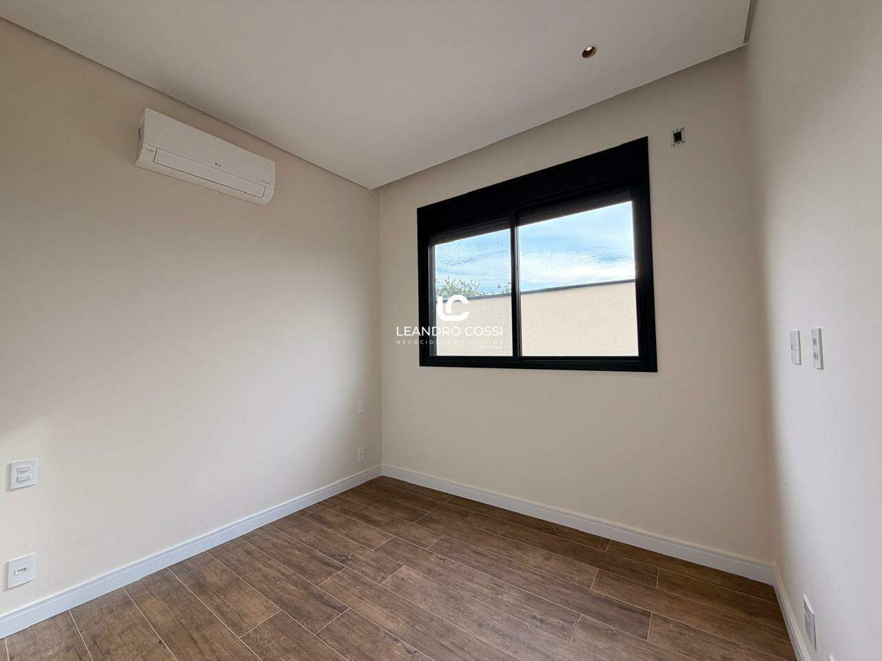 Casa de condomínio à venda no Condomínio Residencial Una: 