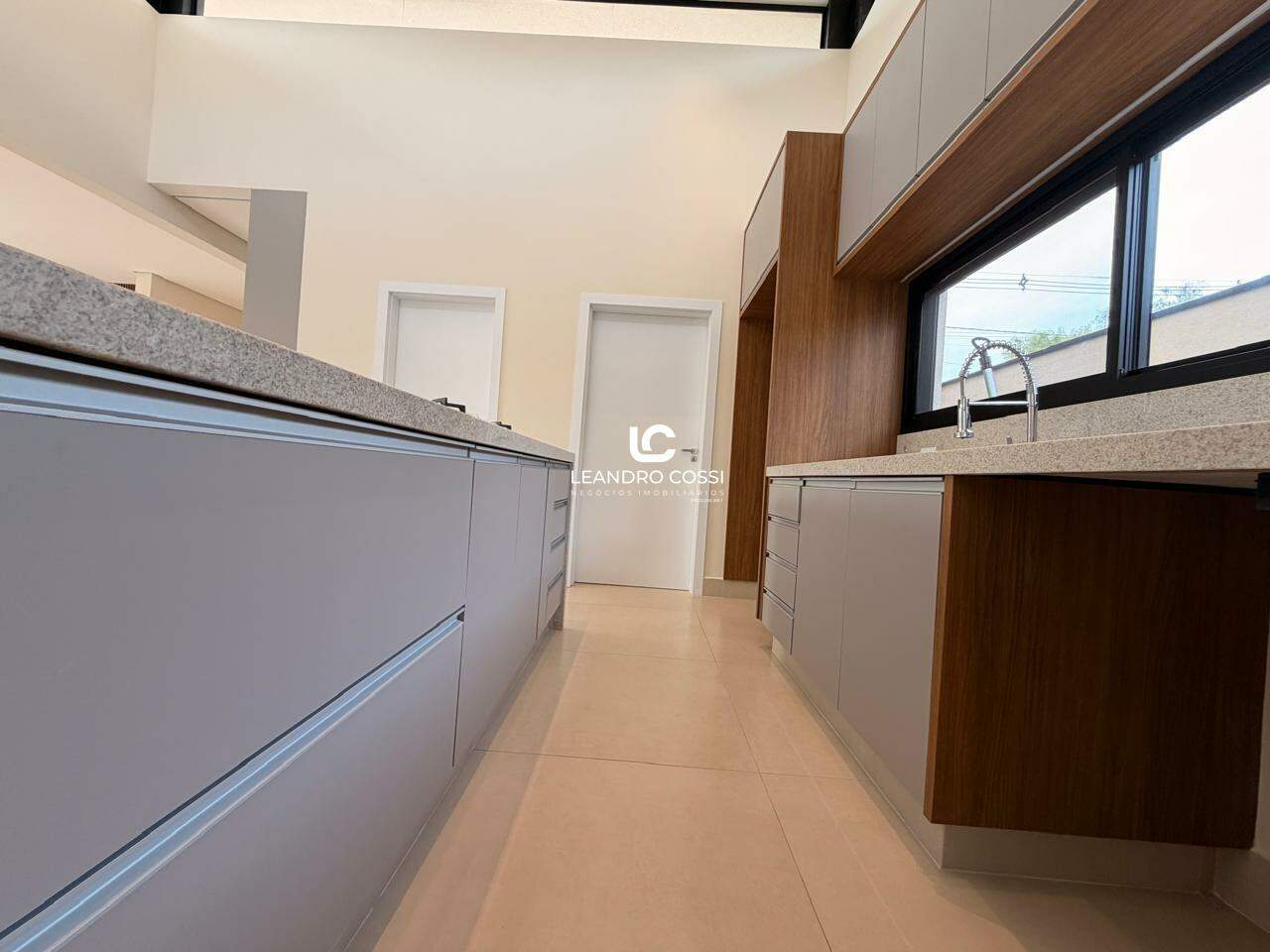 Casa de condomínio à venda no Condomínio Residencial Una: 