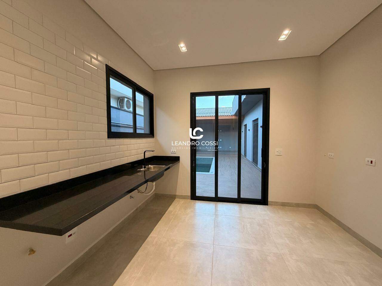 Casa de condomínio à venda no Condomínio Residencial Mont Blanc: 