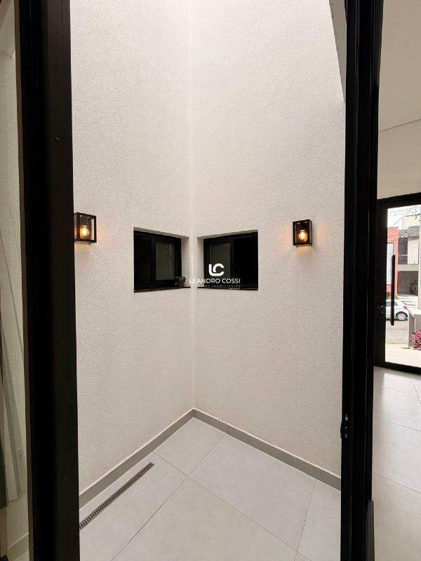 Casa de condomínio à venda no Condomínio Gardenville: 