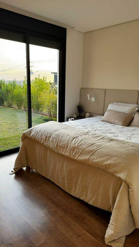 Casa de condomínio à venda no Condomínio Villas do Golfe: 