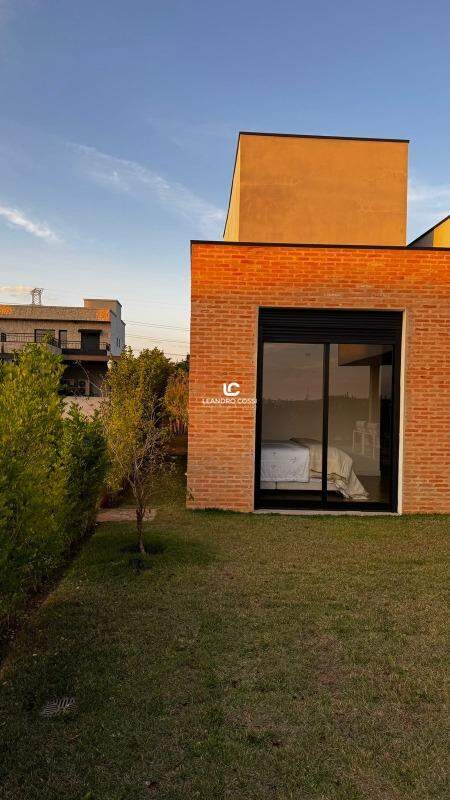 Casa de condomínio à venda no Condomínio Villas do Golfe: 