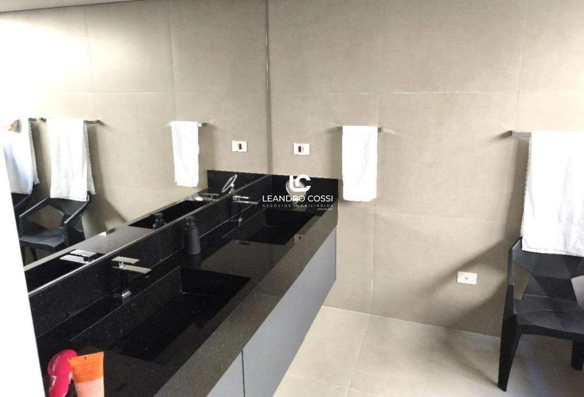 Casa de condomínio à venda no Condomínio Fazenda Kurumin: 