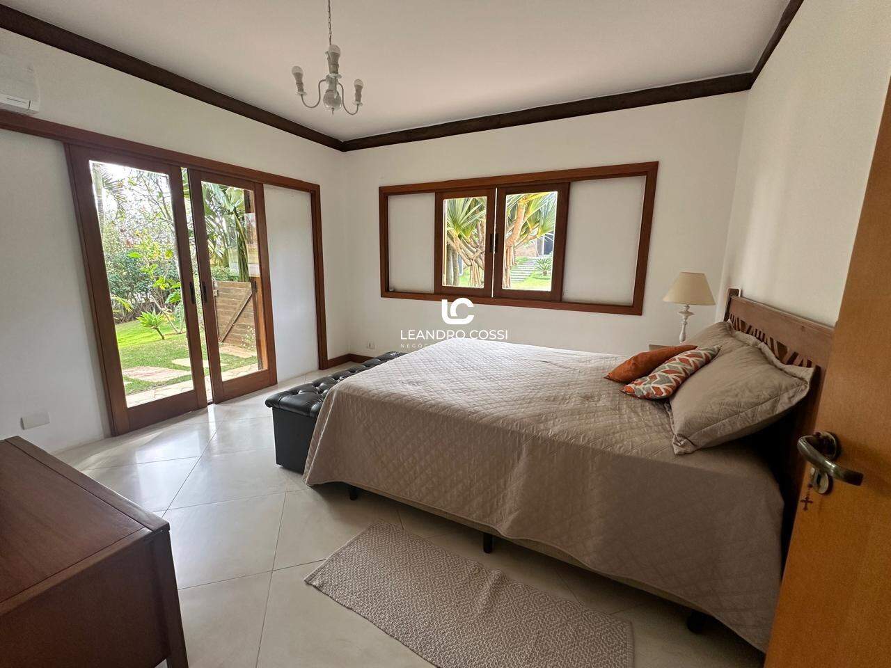 Casa de condomínio à venda no Condomínio Fazenda Kurumin: 