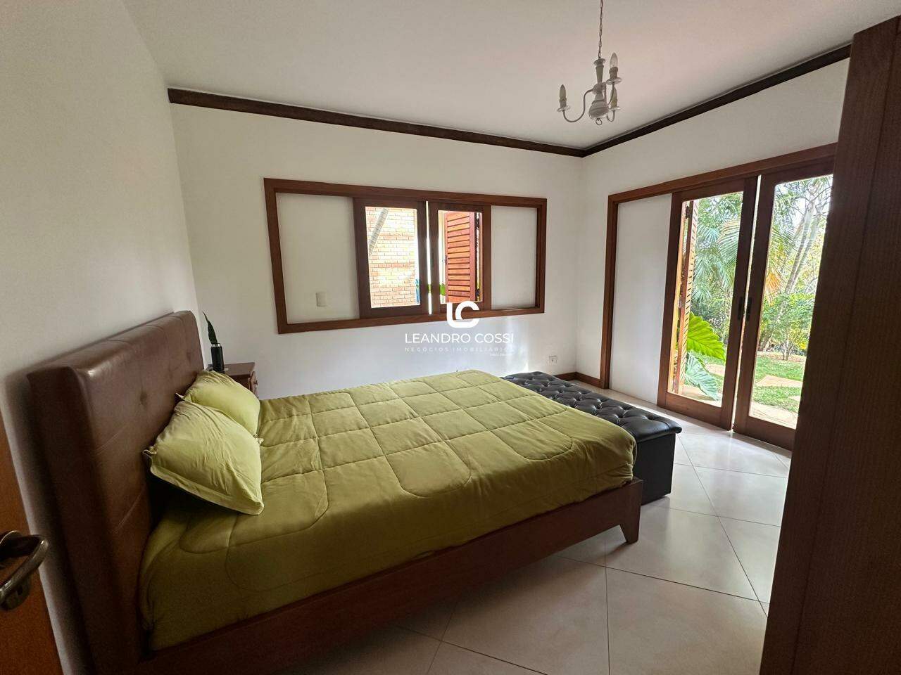 Casa de condomínio à venda no Condomínio Fazenda Kurumin: 