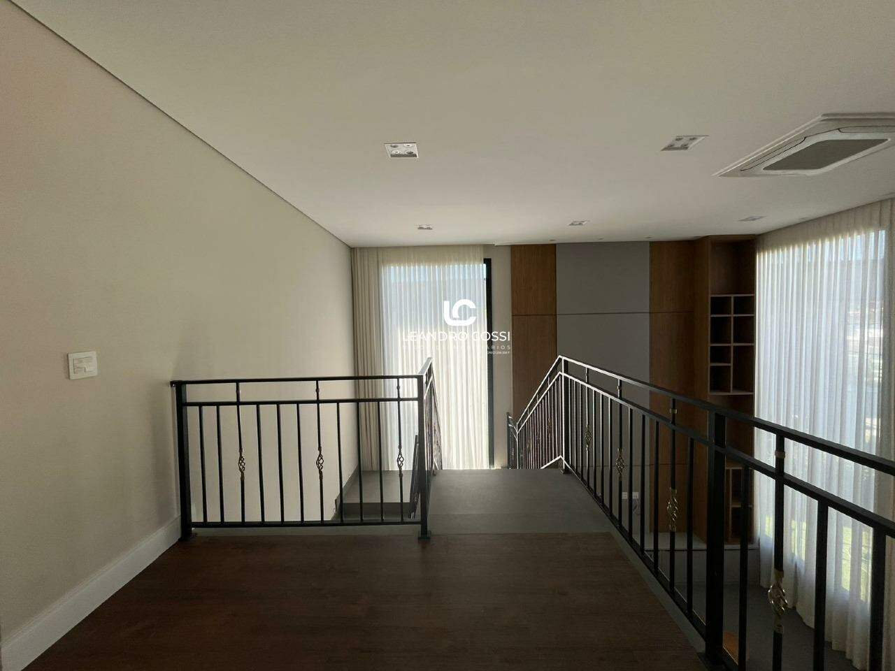 Casa de condomínio à venda no Condomínio Fazenda Kurumin: 