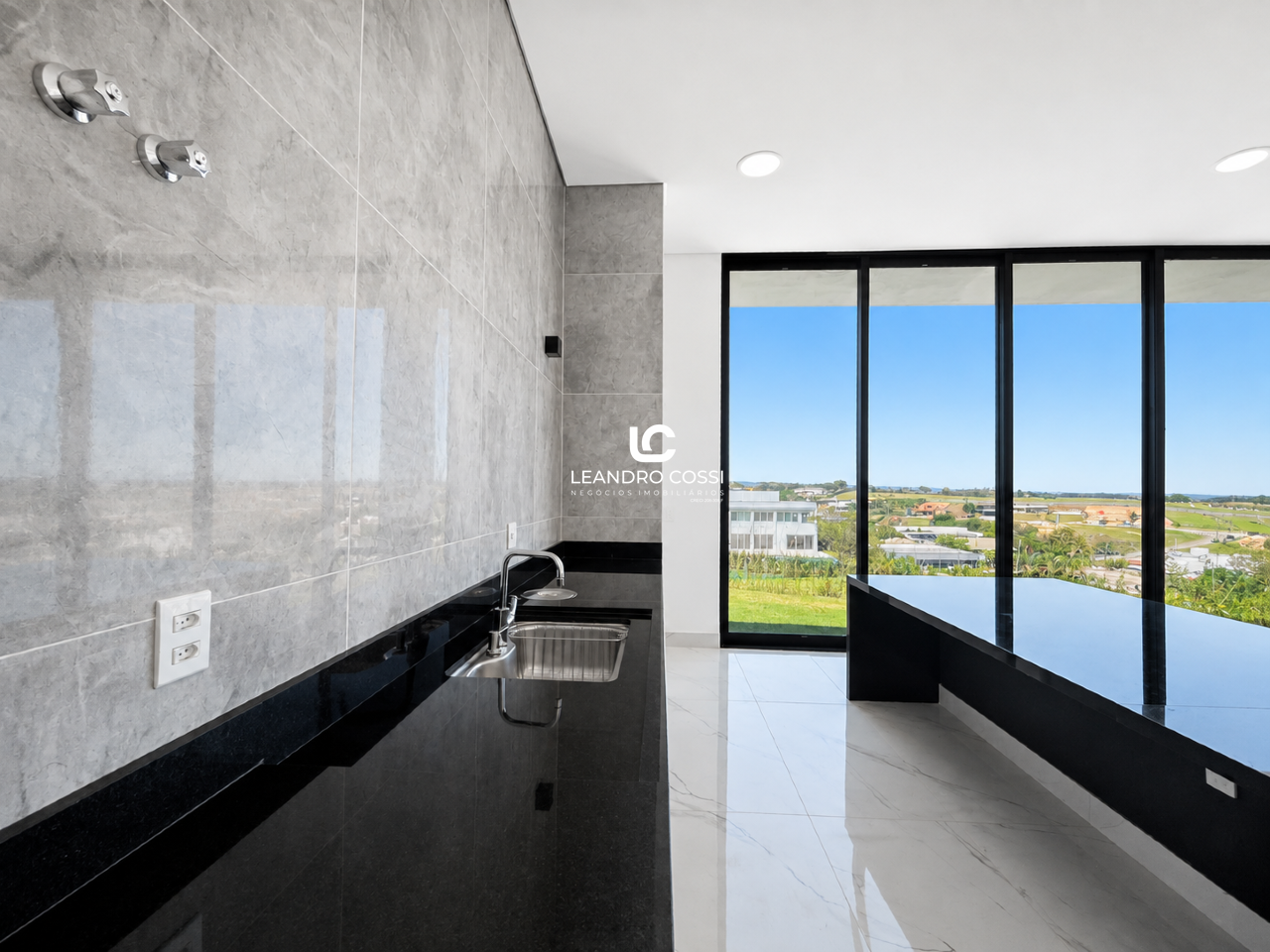 Casa de condomínio à venda no Condomínio Fazenda Kurumin: 