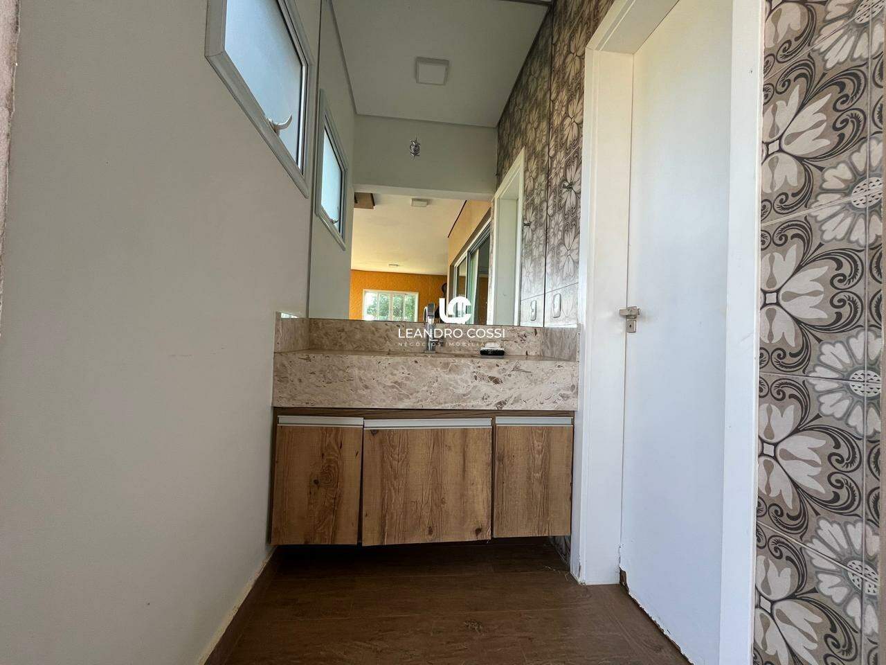 Casa de condomínio à venda no Condomínio Fazenda Kurumin: 