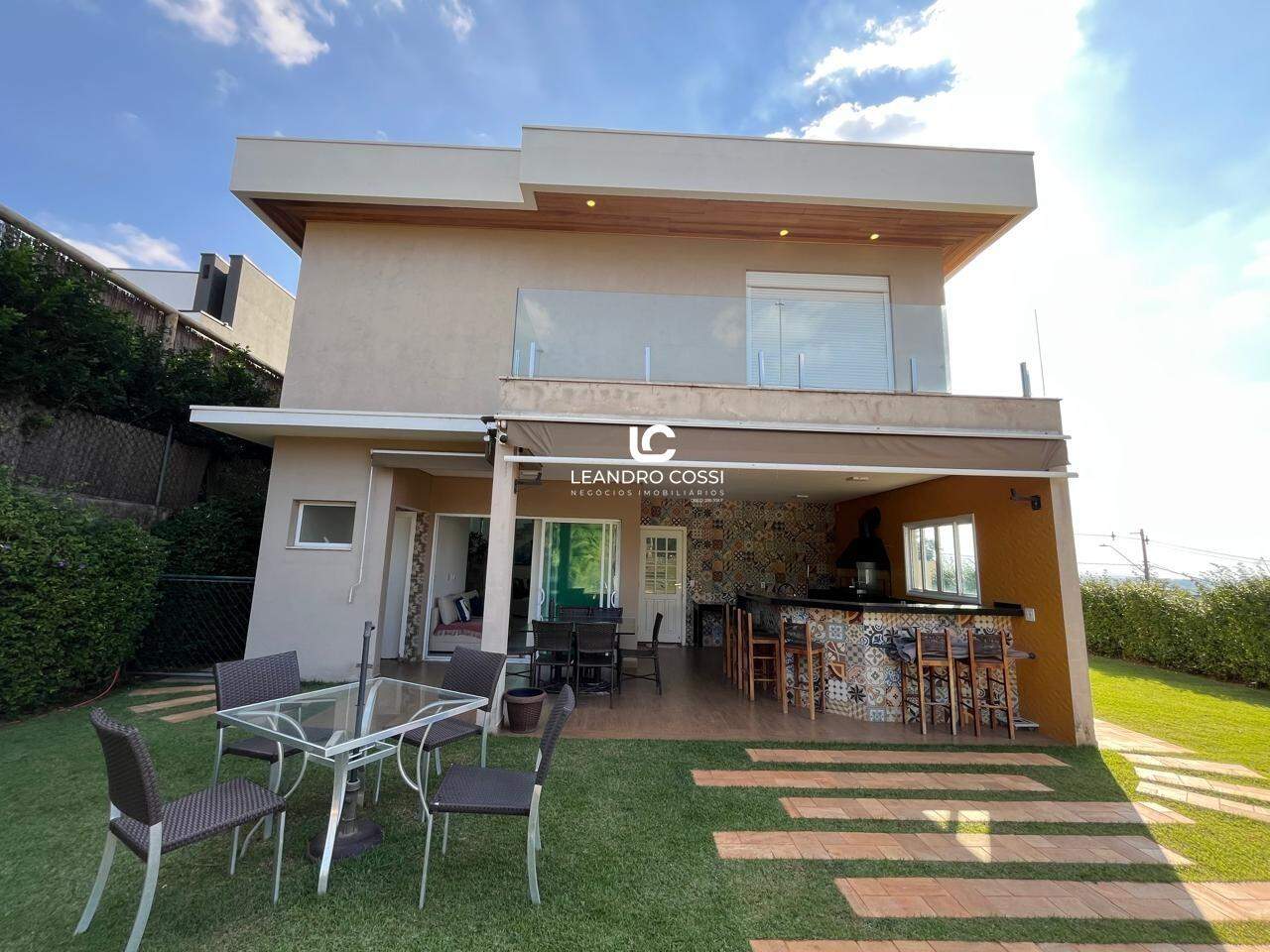 Casa de condomínio à venda no Condomínio Fazenda Kurumin: 