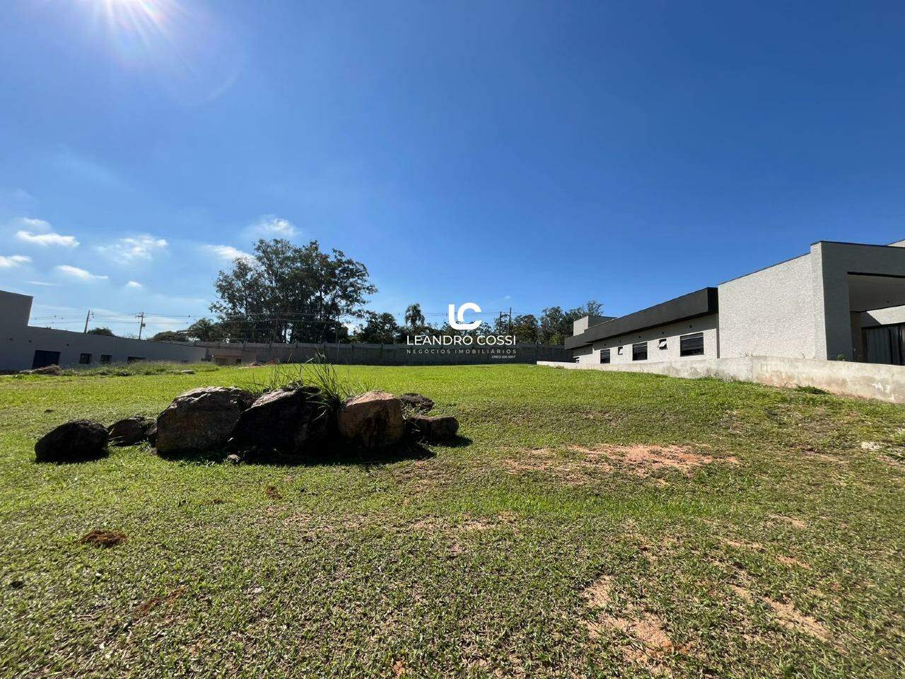 Terreno de Condomínio à venda no Condomínio Fazenda Kurumin: 
