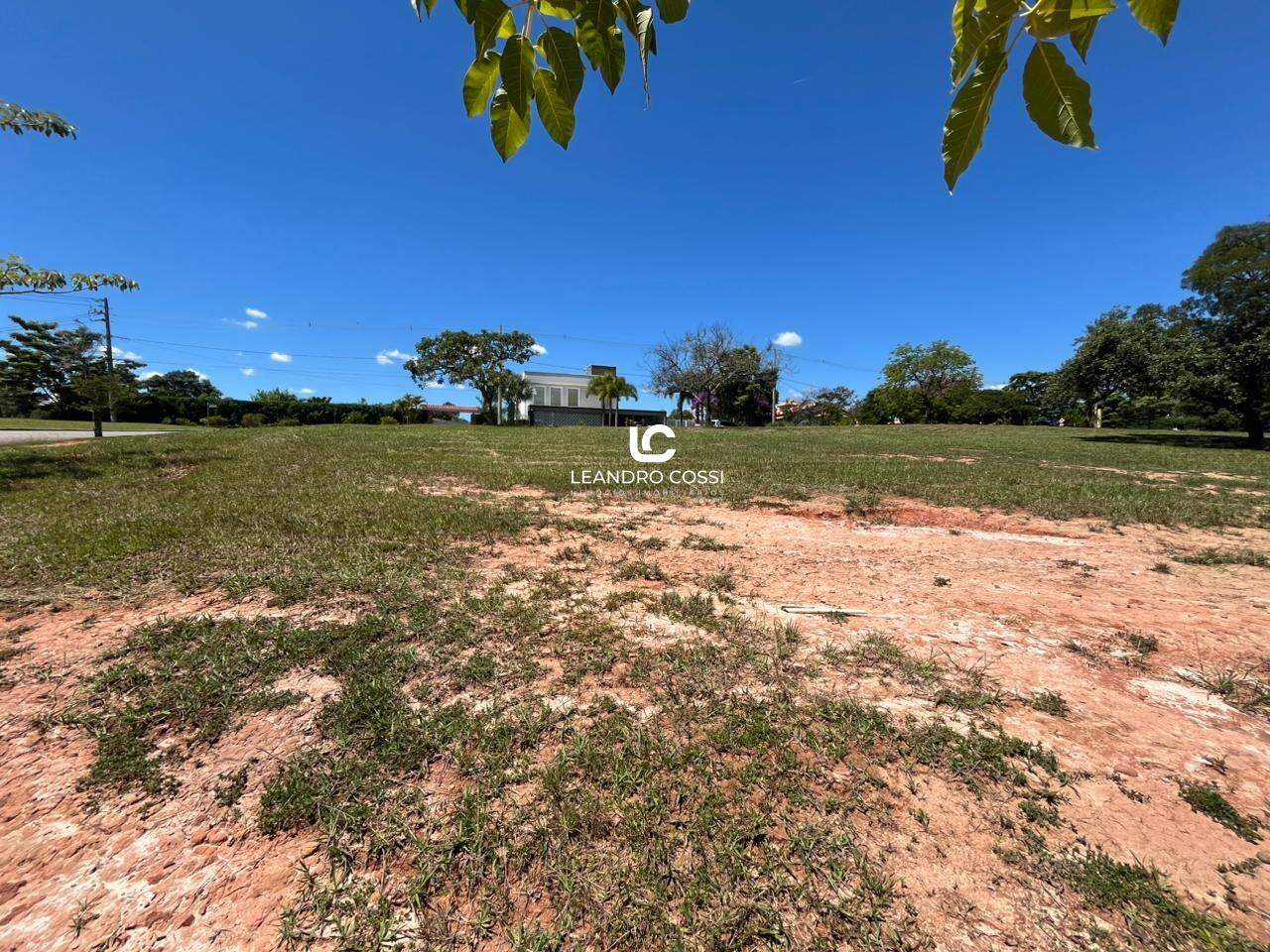 Terreno de Condomínio à venda no Condomínio Fazenda Kurumin: 