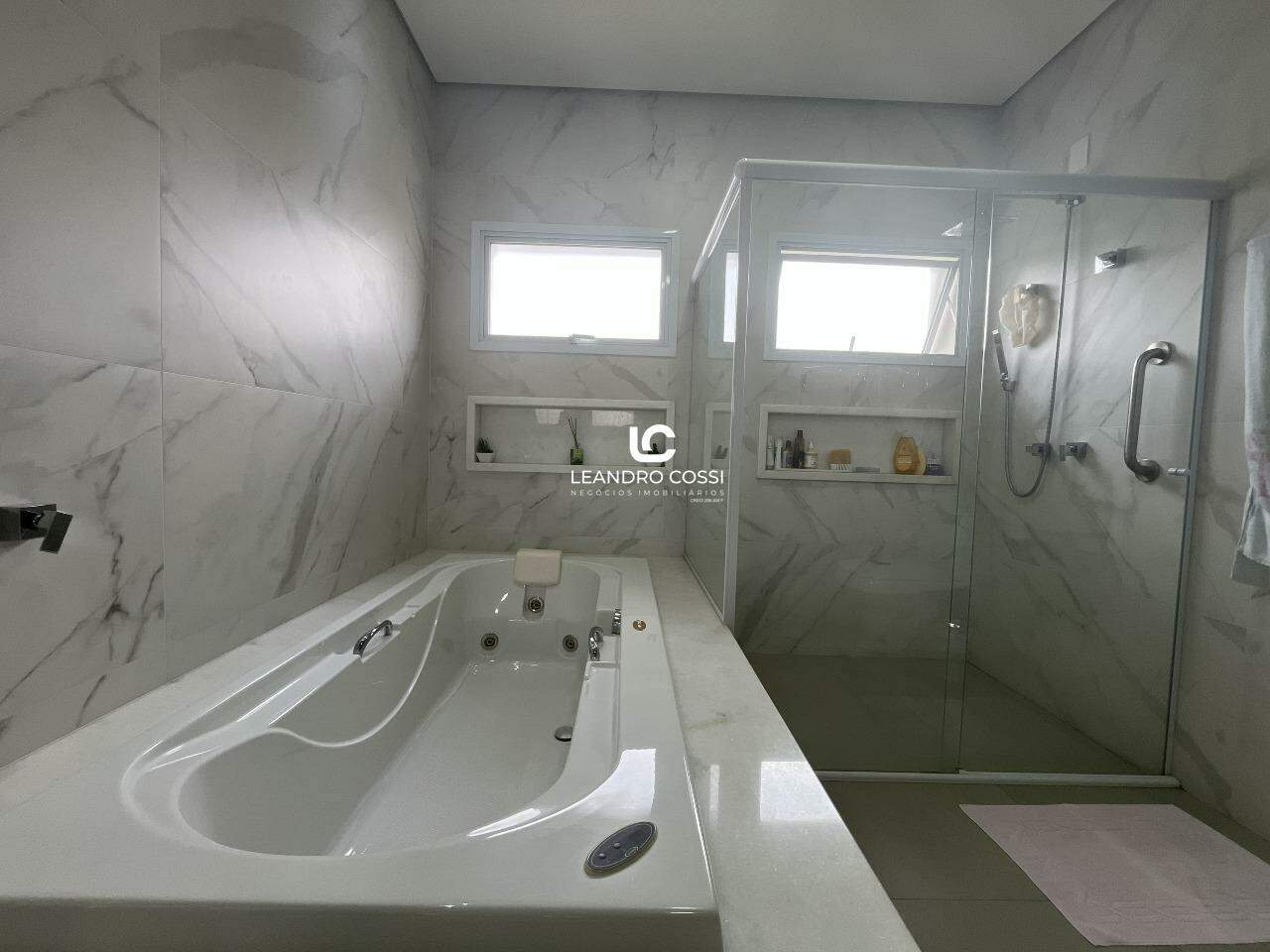 Casa de condomínio à venda no Condomínio City Castelo: 