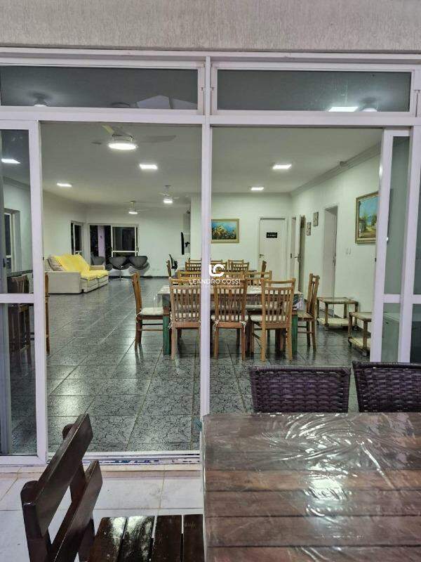 Casa de condomínio à venda no Condomínio City Castelo: