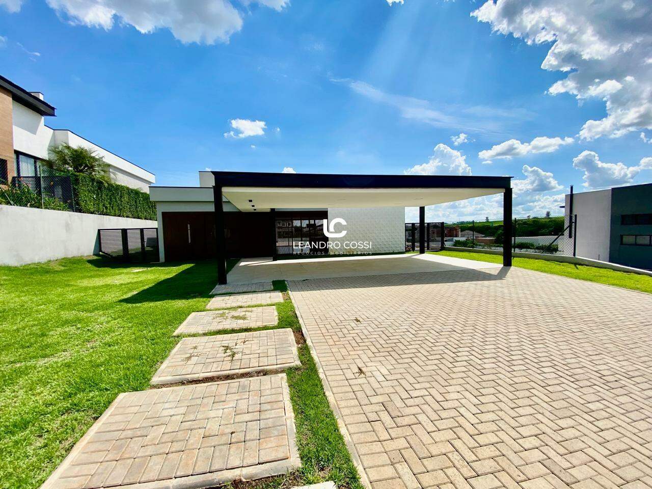 Casa de condomínio à venda no Condomínio Terras de Mont Serrat: