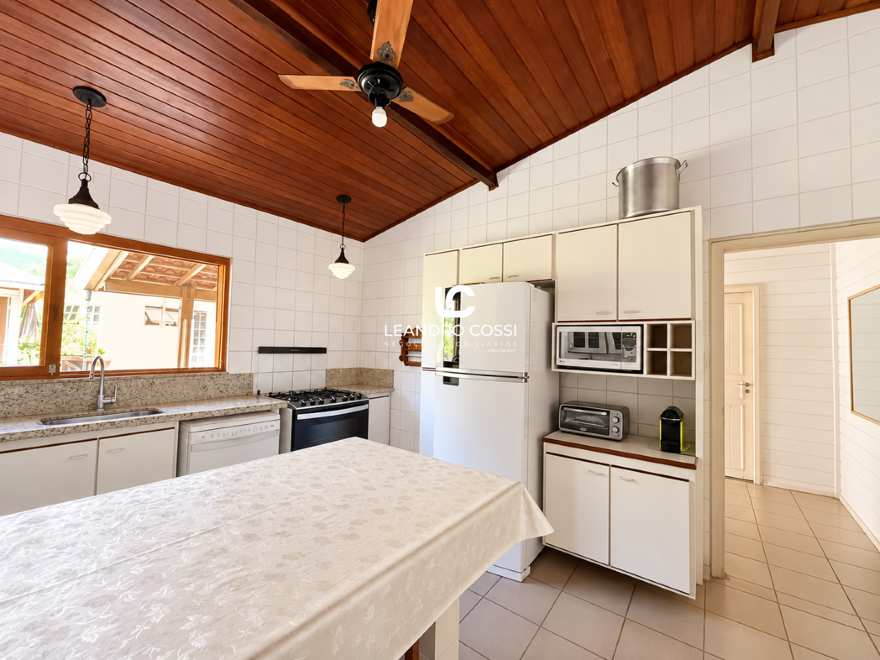 Casa de condomínio à venda no Condomínio City Castelo: 