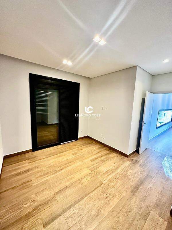 Casa de condomínio à venda no Condomínio Residencial Mont Blanc: 