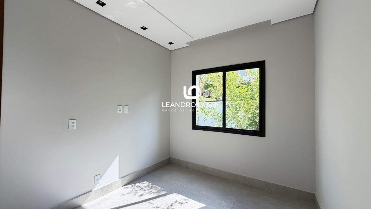 Casa de condomínio à venda no Residencial Parque Campos de Santo Antônio II: