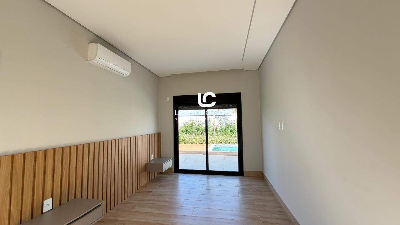 Casa de condomínio à venda no Residencial Parque Campos de Santo Antônio II: