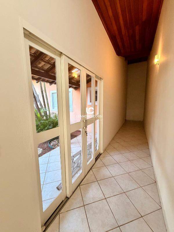 Casa de condomínio à venda no Condomínio Portal da Vila Rica: 