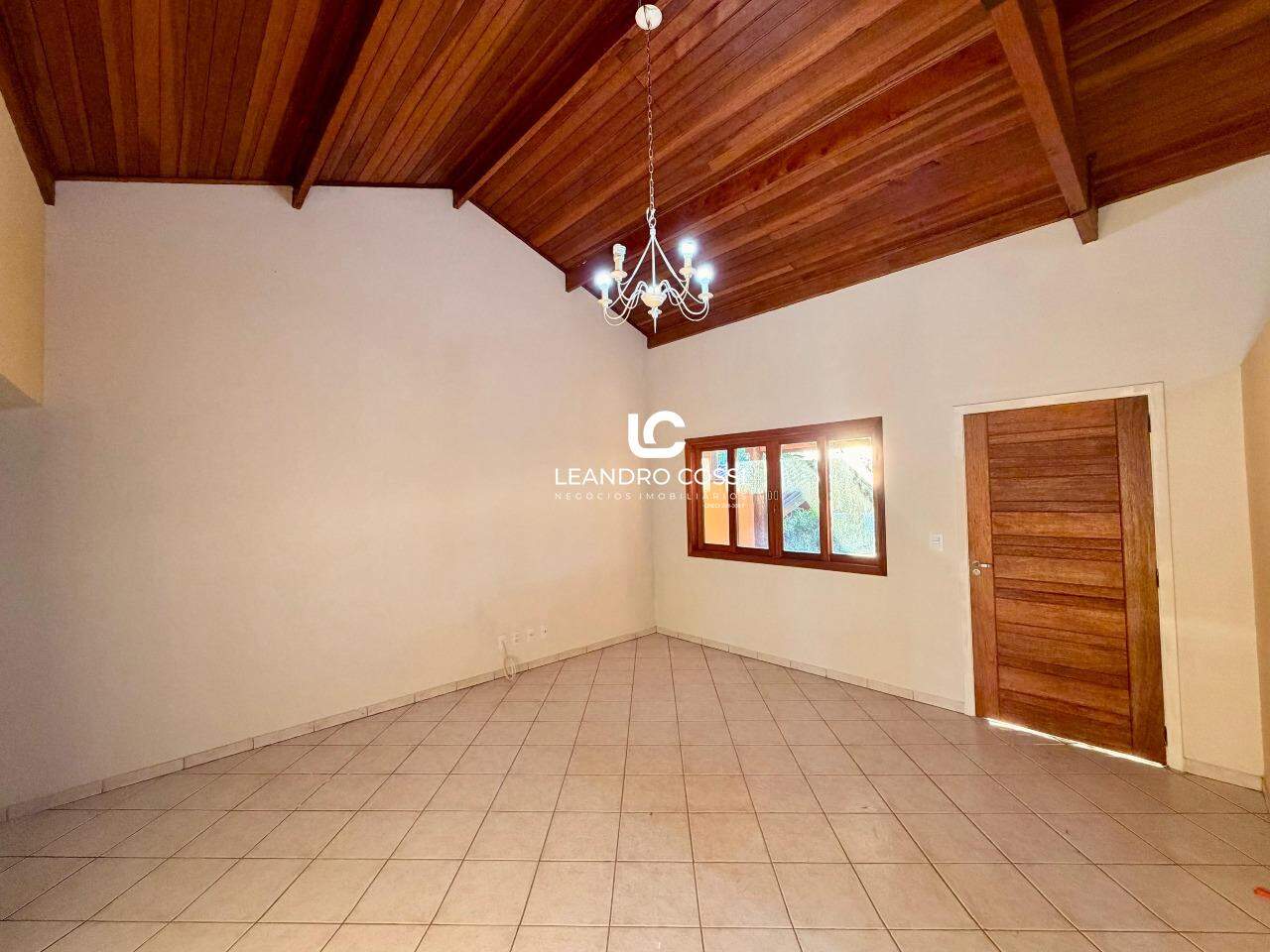 Casa de condomínio à venda no Condomínio Portal da Vila Rica: 