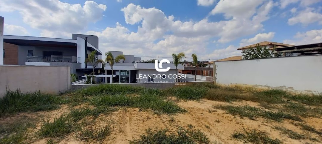 Terreno à Venda no Condomínio Portal dos Bandeirantes, Salto/Sp