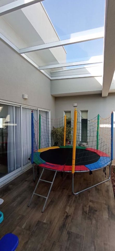 Casa de condomínio à venda no Condomínio Village Moutonnée: