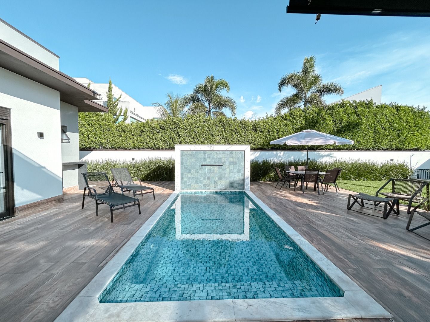 Casa de condomínio à venda no Condomínio Terras de Mont Serrat: