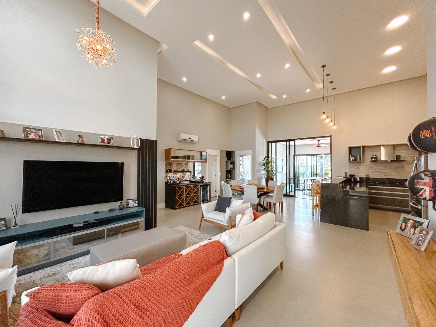 Casa de condomínio à venda no Condomínio Terras de Mont Serrat: