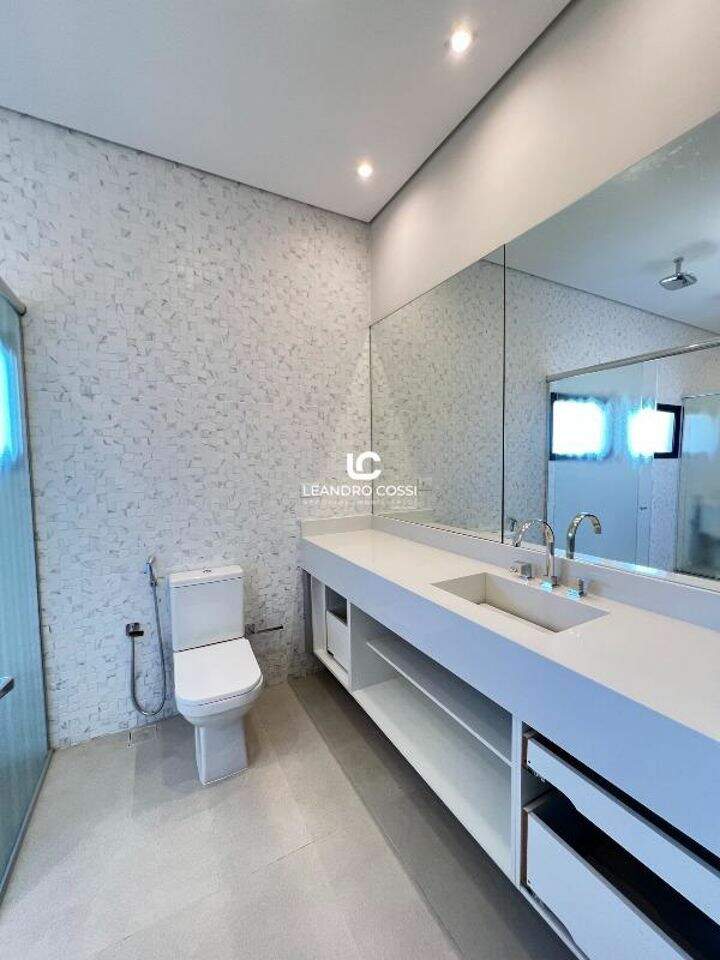 Casa de condomínio à venda no Condomínio Terras de São José II: