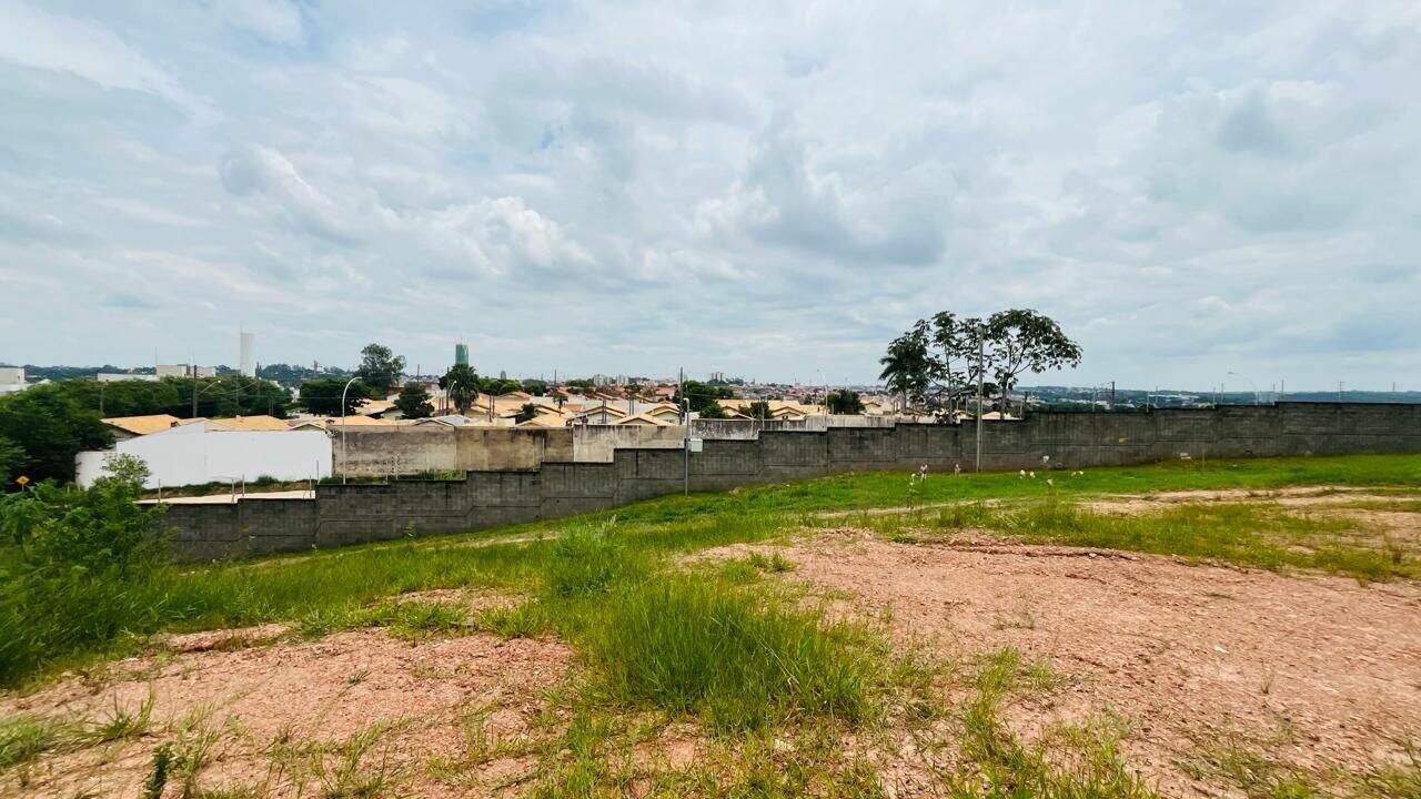 Terreno de Condomínio Residencial Parque Campos de Santo Antônio II Itu 