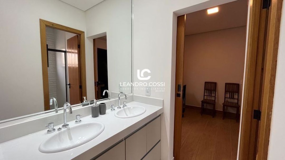 Casa de Condomínio Condomínio Village Moutonnée Salto 