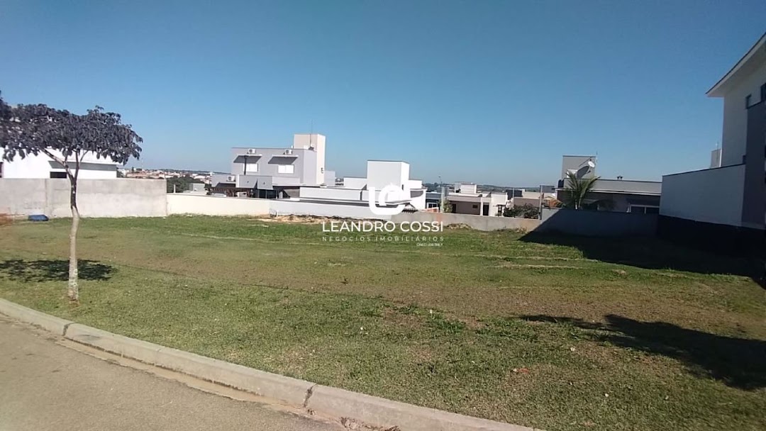 Terreno à Venda no Condomínio Central Parque - Salto/Sp