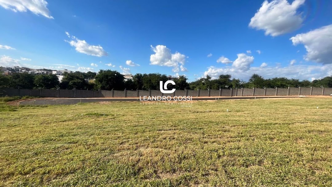 Terreno à Venda no Condomínio Vila dos Manacás - Itu/Sp