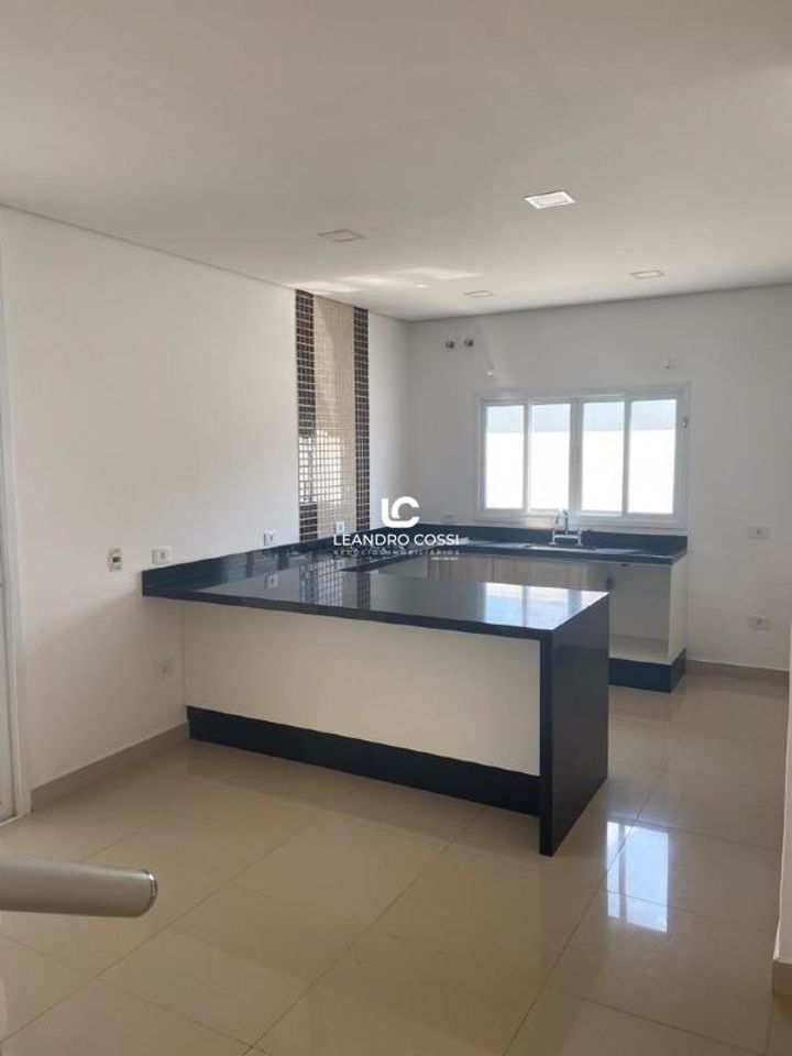 Casa de condomínio à venda no Condomínio Parque do Varvito: