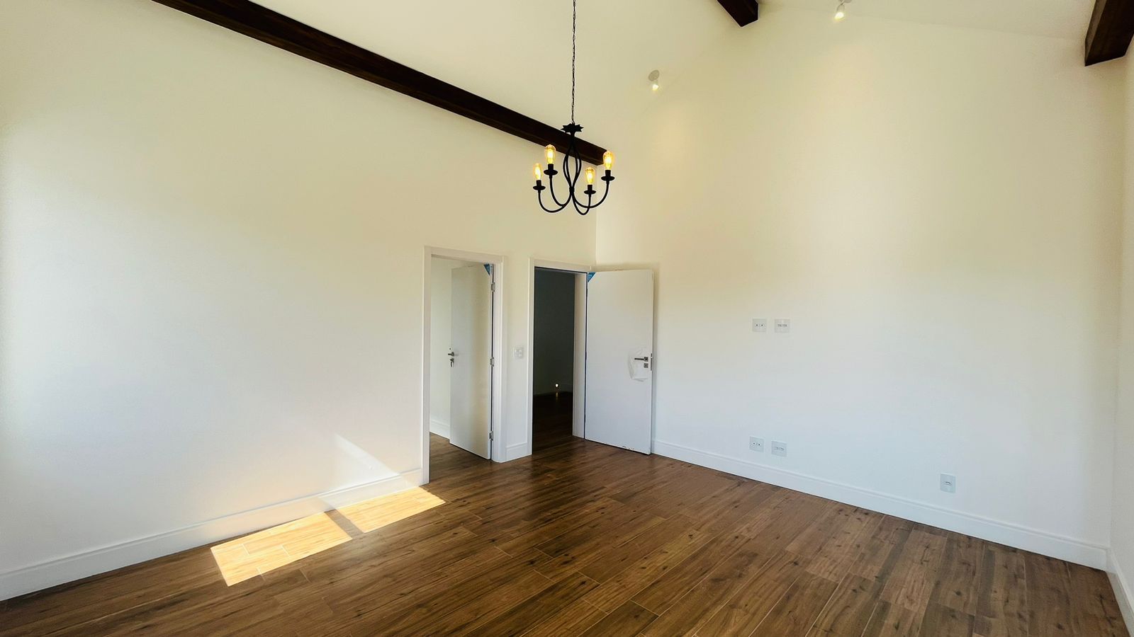 Casa de condomínio à venda no Condomínio Terras de São José II: