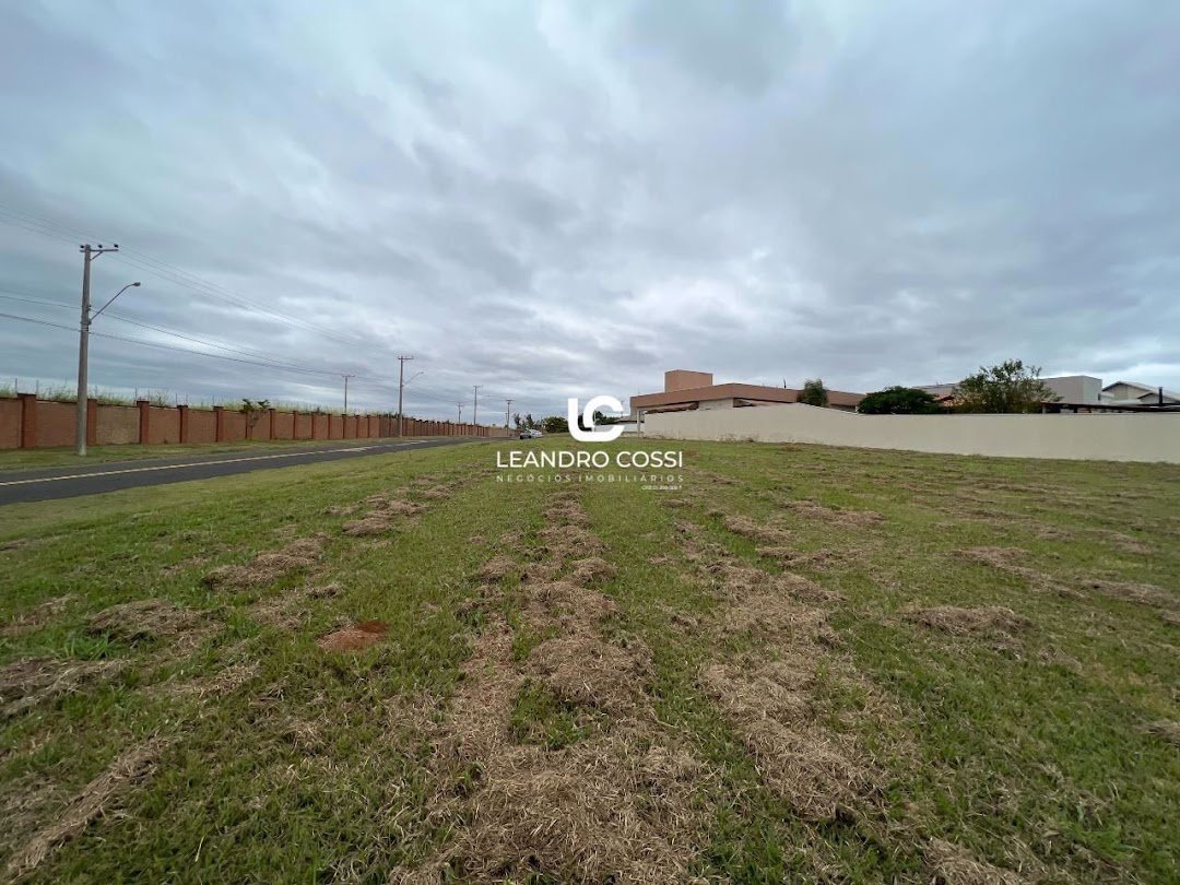 Terreno de Condomínio à venda no Condominio Fazenda Palmeiras Imperiais: