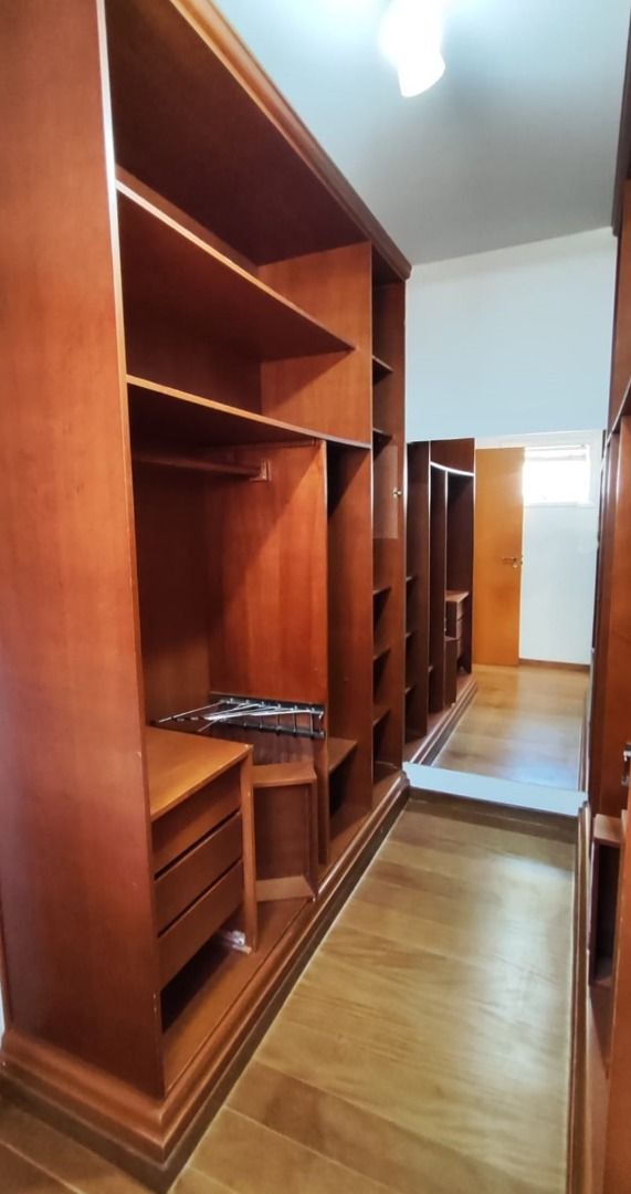 Casa de condomínio à venda no Condomínio Jardim Theodora: