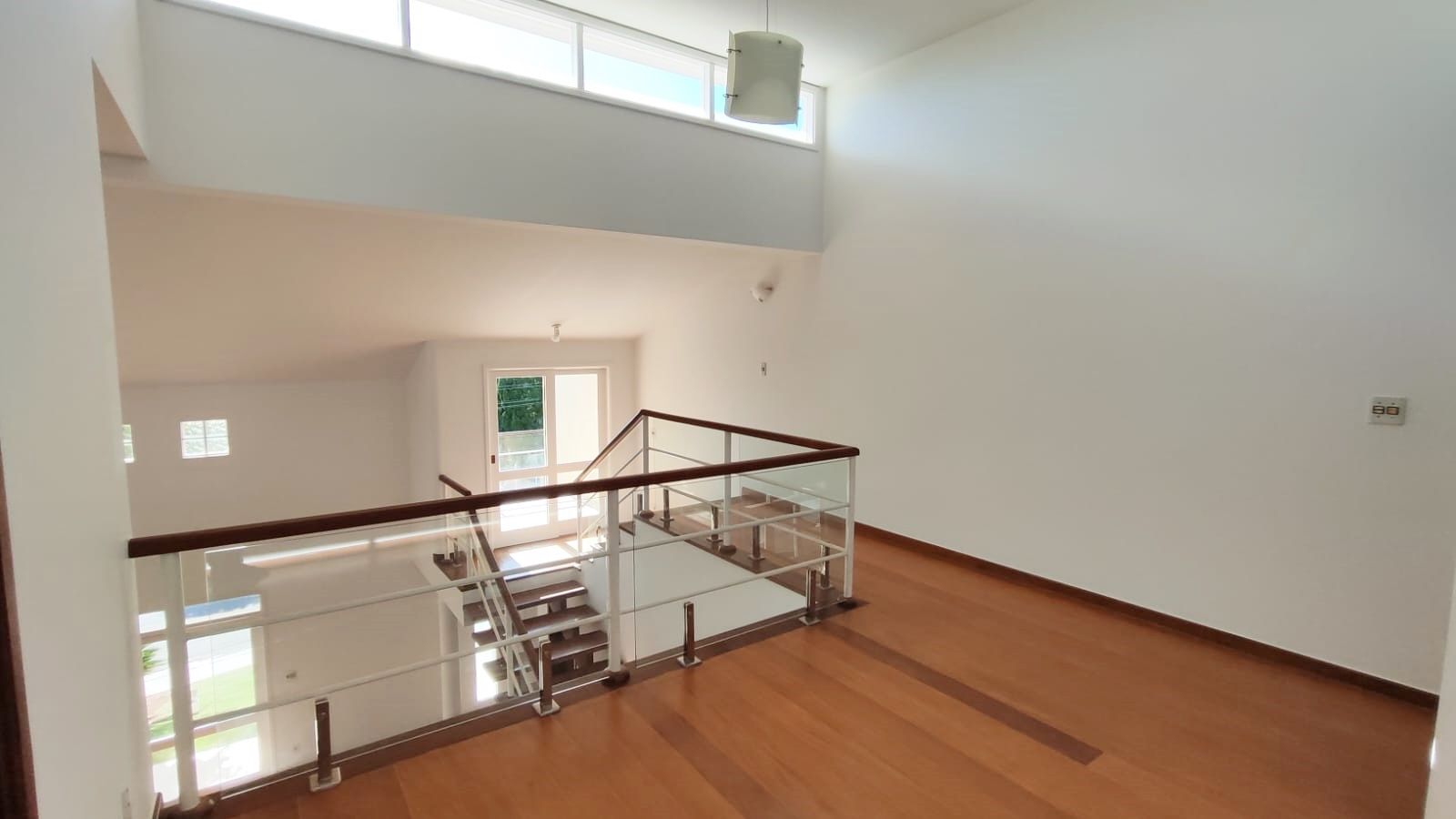 Casa de condomínio à venda no Condomínio Jardim Theodora: